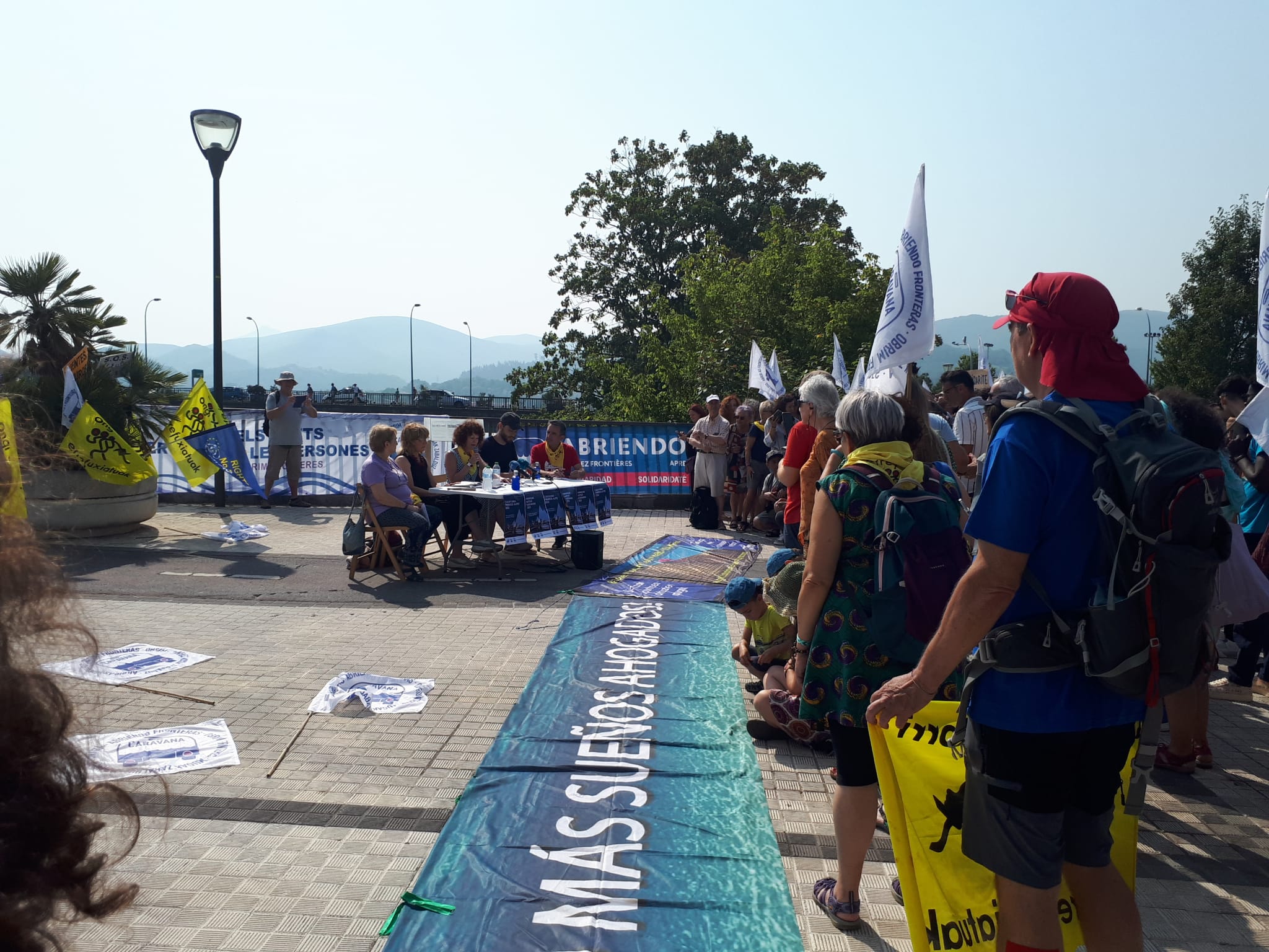 Chaîne humaine Bayonne mars 2022